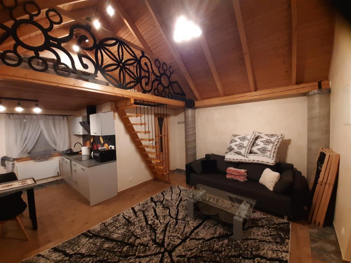 Domek Na Szlaku Rikardo Ponice Exterior foto